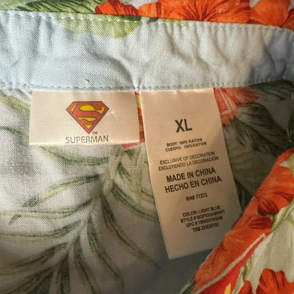 DC SUPERMAN AOP Design Men's Button Front Pocket Hawaiian Shirt X-Large Comics